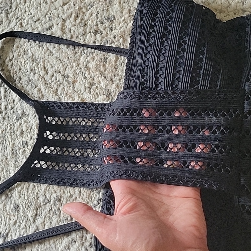 Kenneth Cole New York Black Crochet Mesh One Piece Size Medium - Picture 3 of 6